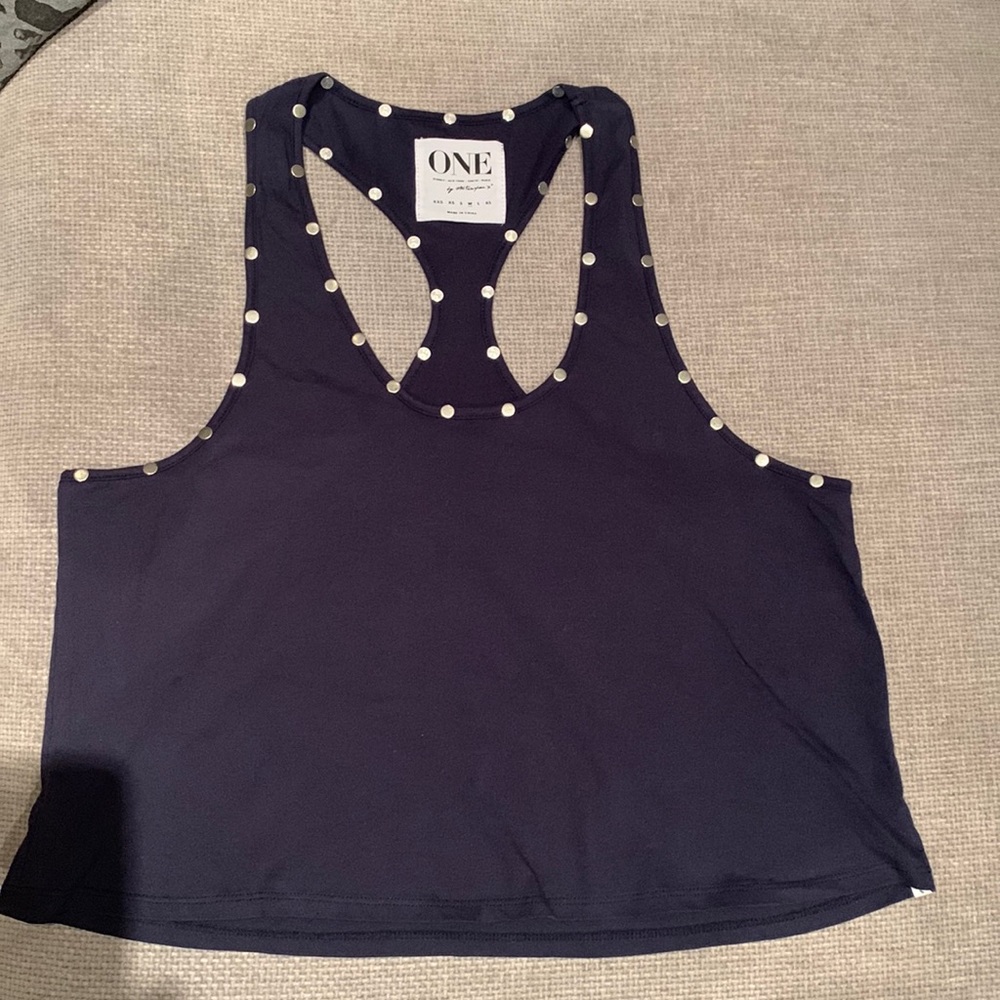 One teaspoon top
